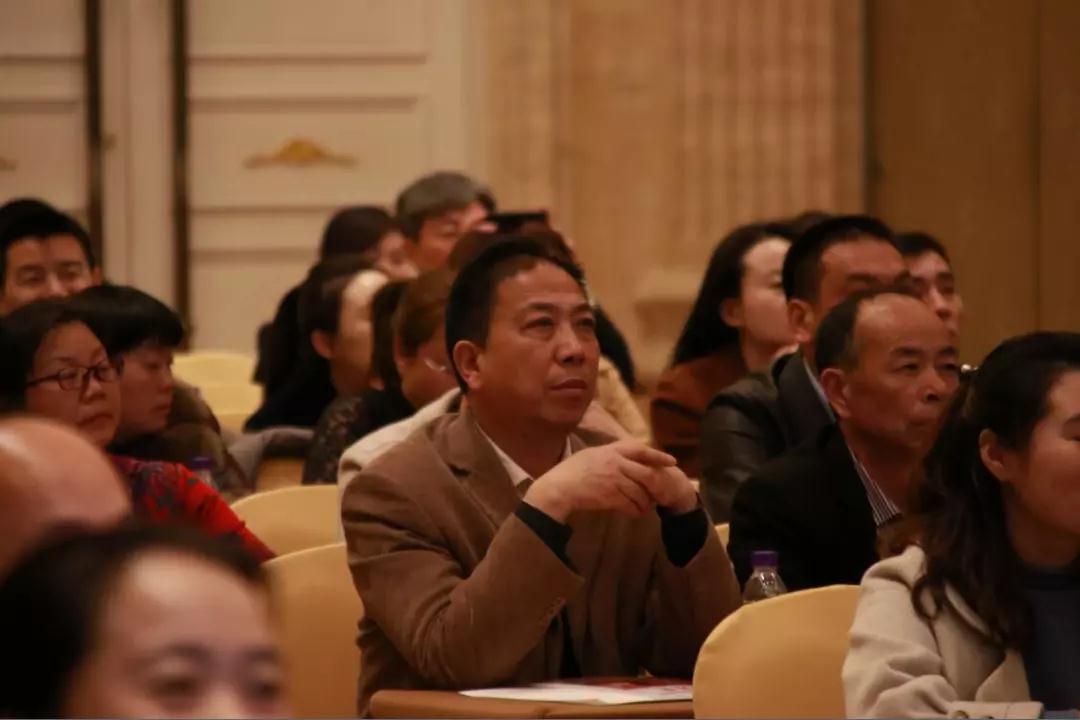 热烈庆祝“变革创新 扬帆未来”北京中成康富2019年合伙人年会胜利召开