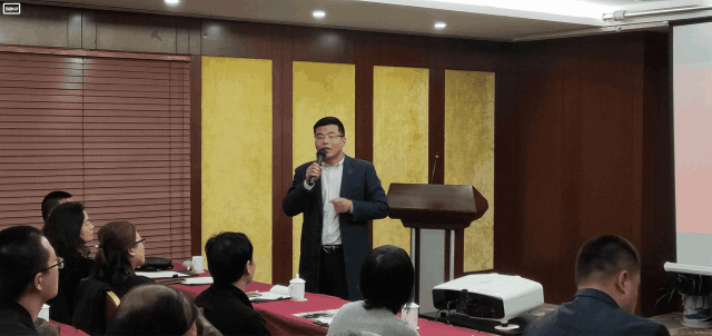 勇敢者的游戏！